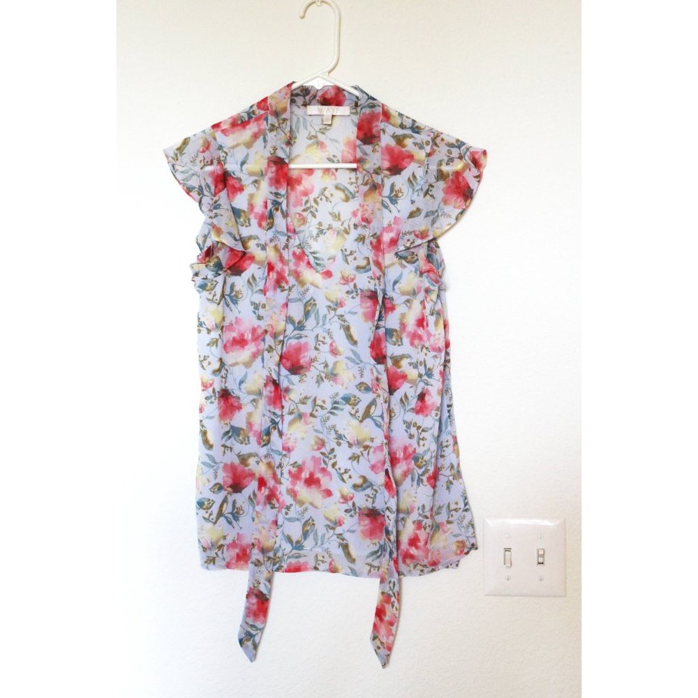WAYF Blue Floral Short Sleeve Bow Tie Button Down Chiffon Blouse Size XS - Picture 3 of 4